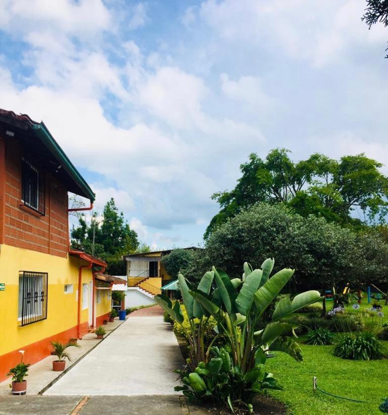 Finca Hotel La Ponderosa Rionegro Exterior foto